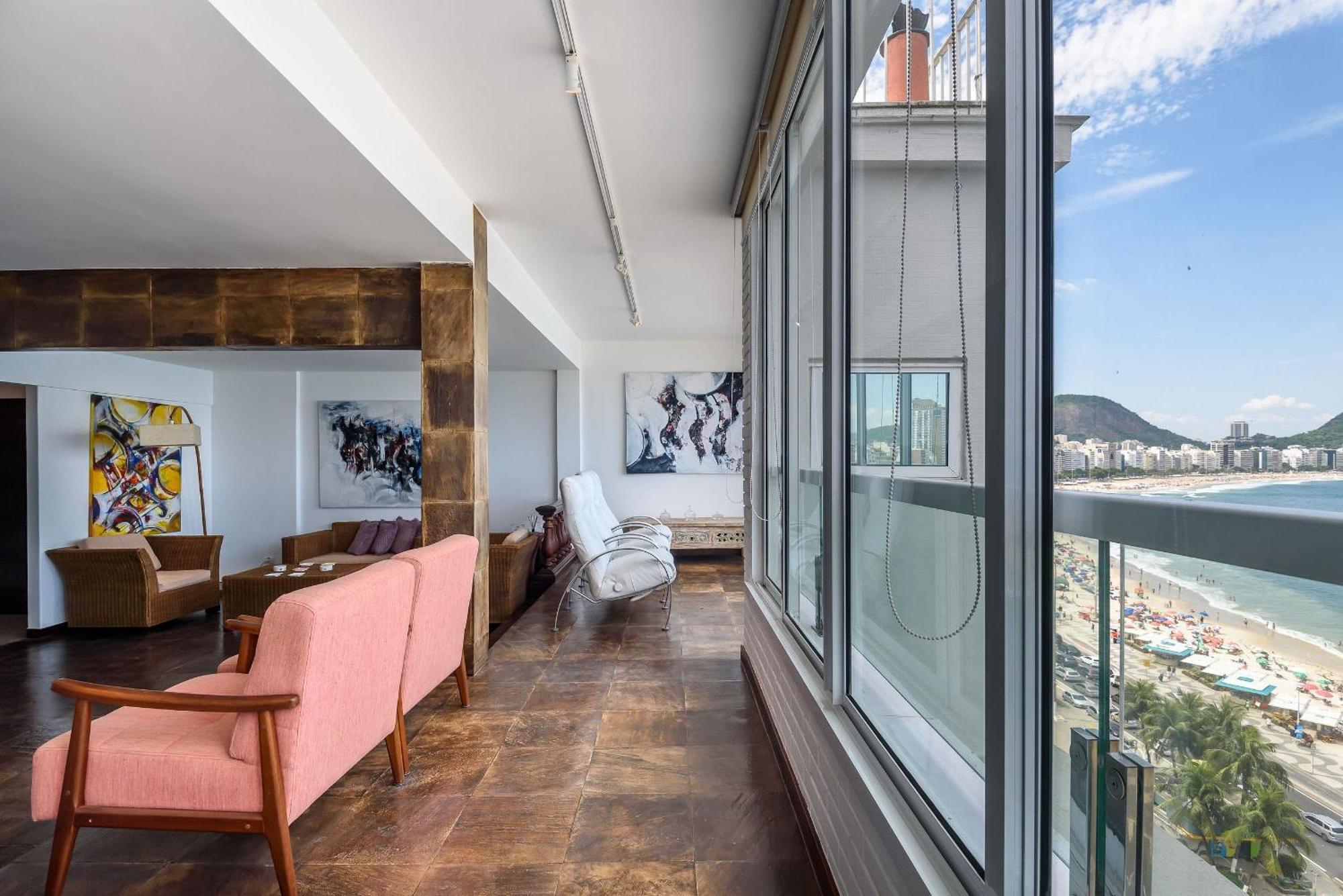 Apartamento Luxo A Beira-mar Em Copacabana | A 4022/1101 *